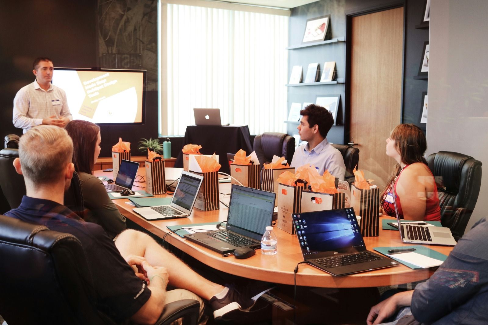 Redefining HR Leadership: Driving Organizational Success in Times of Change